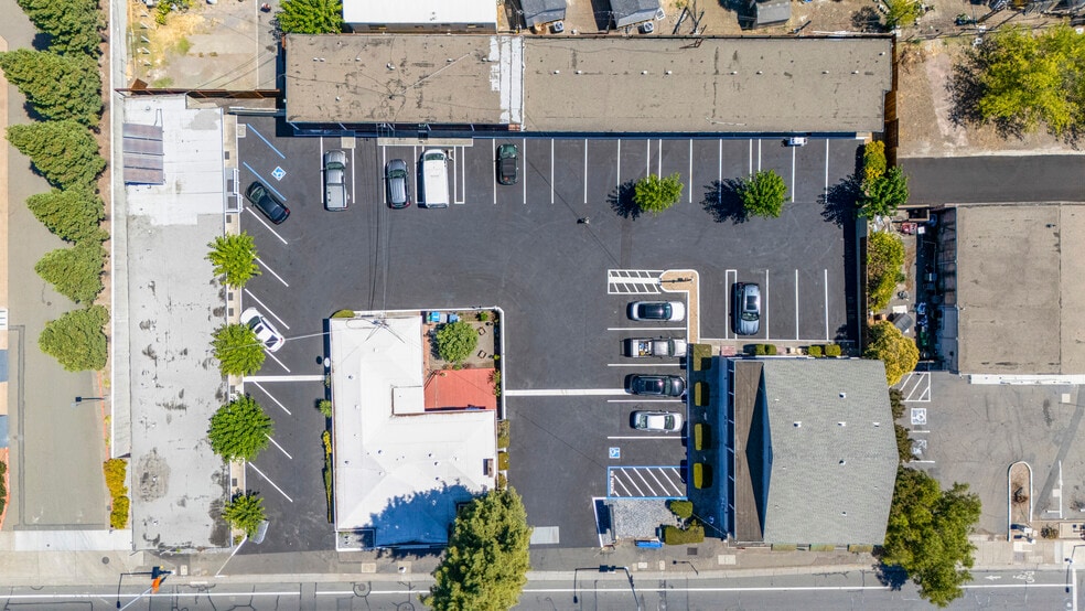 More Photos Of 1736 Santa Rosa Ave, Santa Rosa Hotel For Sale