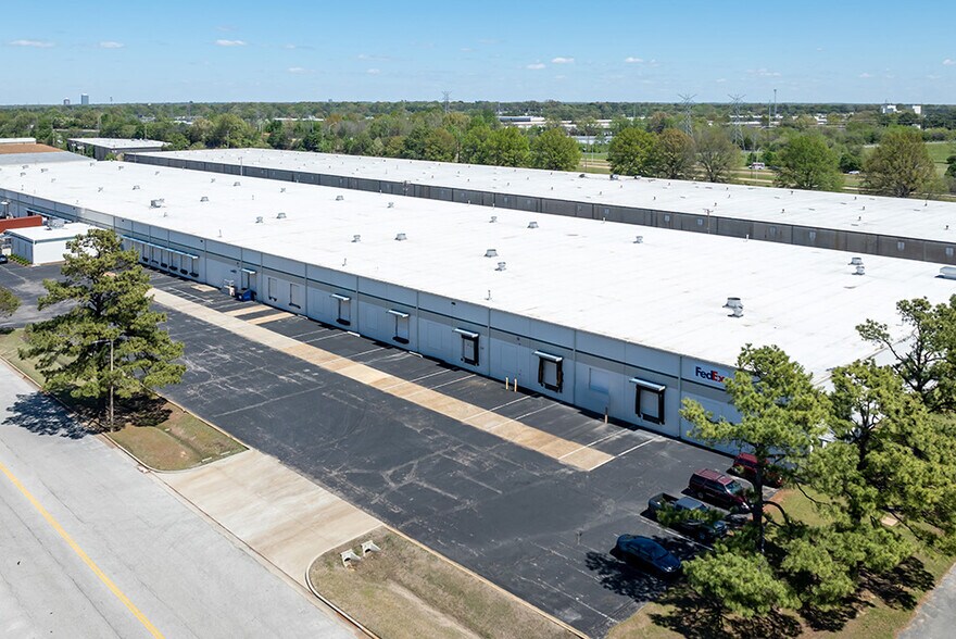 More Photos Of 3920-3970 Delp St, Memphis Warehouse For Lease