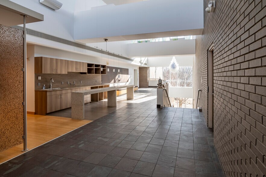 More Photos Of 20 Missouri Research Park Dr, Saint Charles Office For Sale