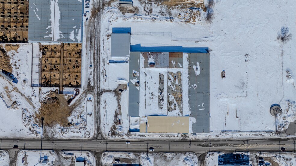 More Photos Of 135 York Street E St, Yorkton Warehouse For Sale