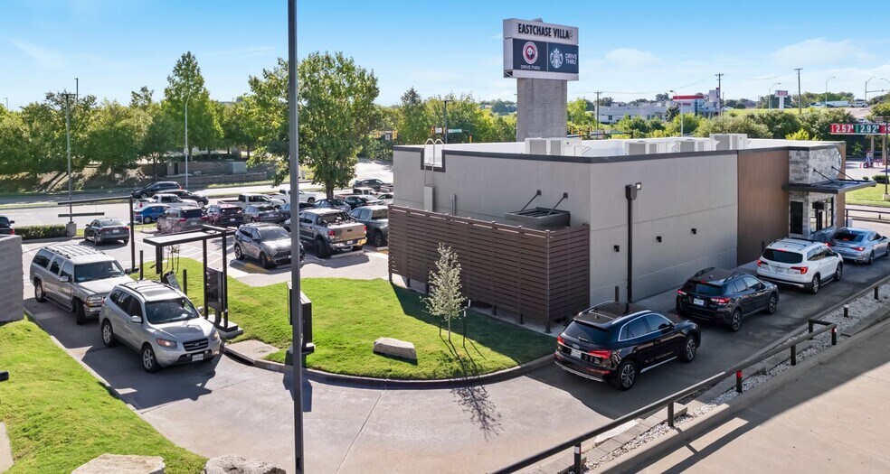 More Photos Of 8651 Anderson Blvd, Fort Worth General Retail For Sale