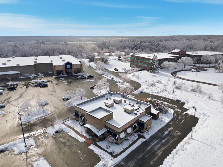 More Photos Of 726 W Center St, West Bridgewater Restaurant For Lease