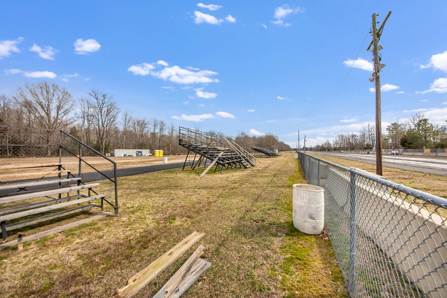 More Photos Of 2035 James Monroe hwy, Colonial Beach Racetrack For Sale