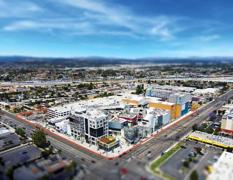 Primary Photo Of 6940 Beach Blvd, Buena Park Unknown For Lease