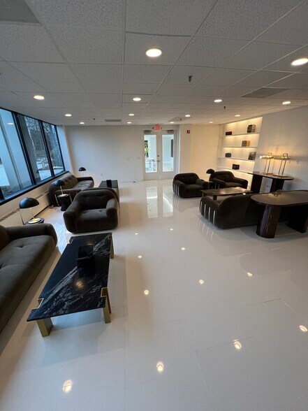 More Photos Of 30 Vreeland Rd, Florham Park Unknown For Lease