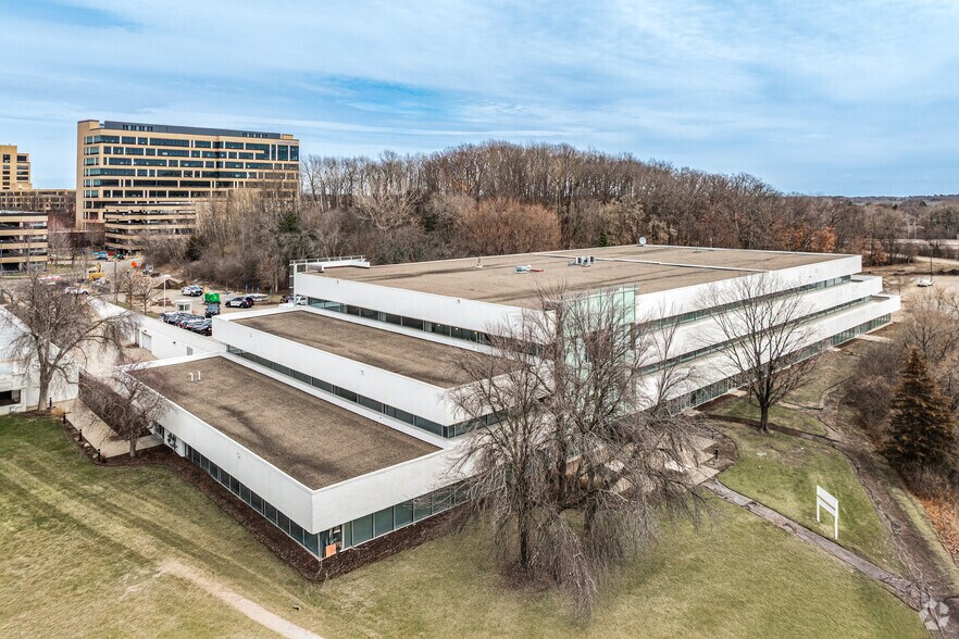 More Photos Of 9705 Data Park Dr, Minnetonka Office For Sale