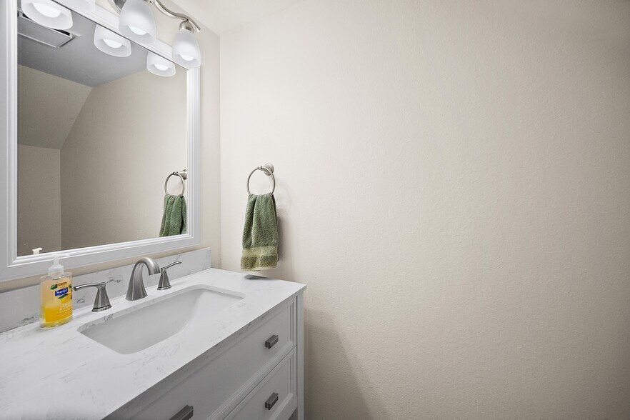 More Photos Of 2350 Split Rock Dr, Colorado Springs Apartments For Sale