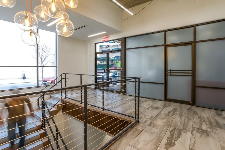 More Photos Of 501 Union St, Nashville Office For Lease