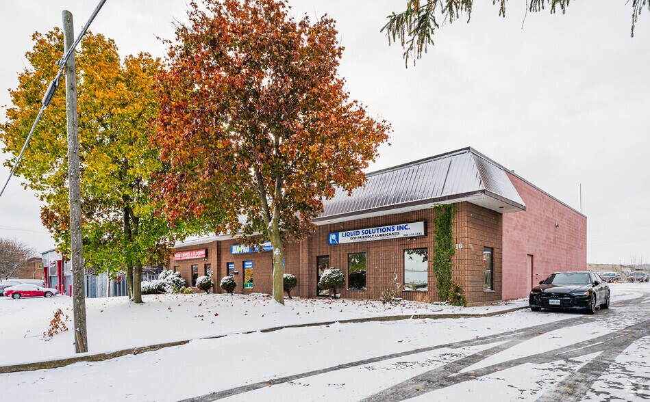 Primary Photo Of 16 Community Ave, Hamilton Flex For Lease