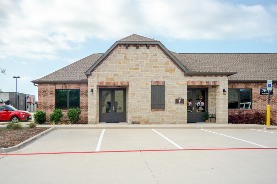More Photos Of 2601 Little Elm Pky, Little Elm Medical For Sale