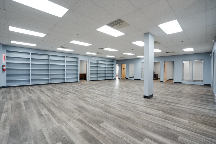 More Photos Of , Jeffersonville Industrial For Sale