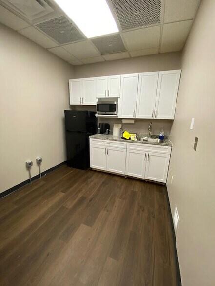 More Photos Of 1581-1597 Commonwealth Ave, Brighton Storefront For Lease