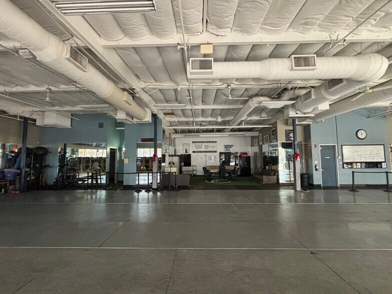 More Photos Of 1329-1345 Blossom Hill Rd, San Jose Unknown For Lease
