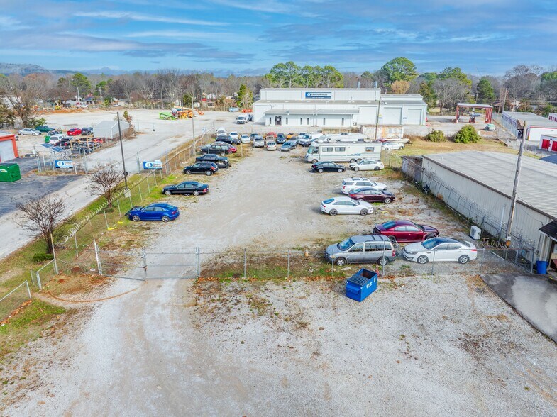 More Photos Of 2828 Jordan Ln NW, Huntsville Auto Repair For Sale
