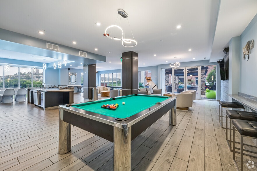 More Photos Of 100 Aqua Way, Newport Apartments For Lease
