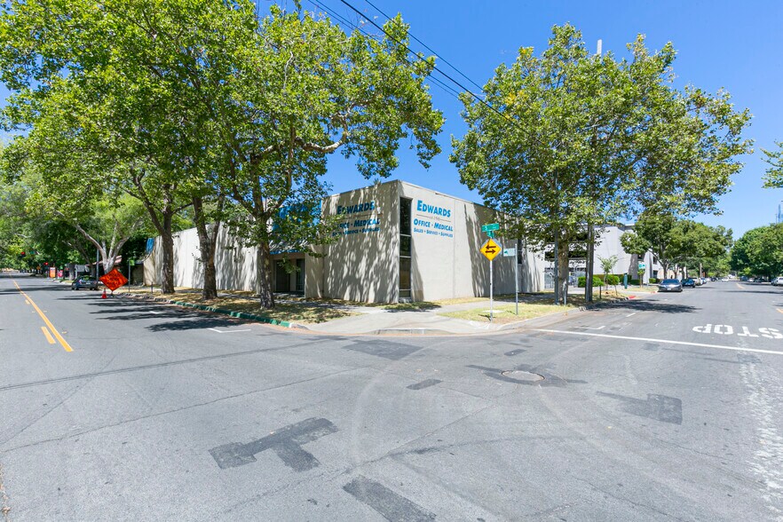More Photos Of 525 S St, Sacramento Warehouse For Sale