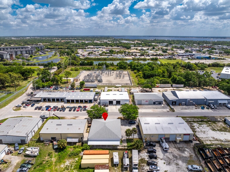 More Photos Of 4159 Electric Way, Port Charlotte Warehouse For Sale