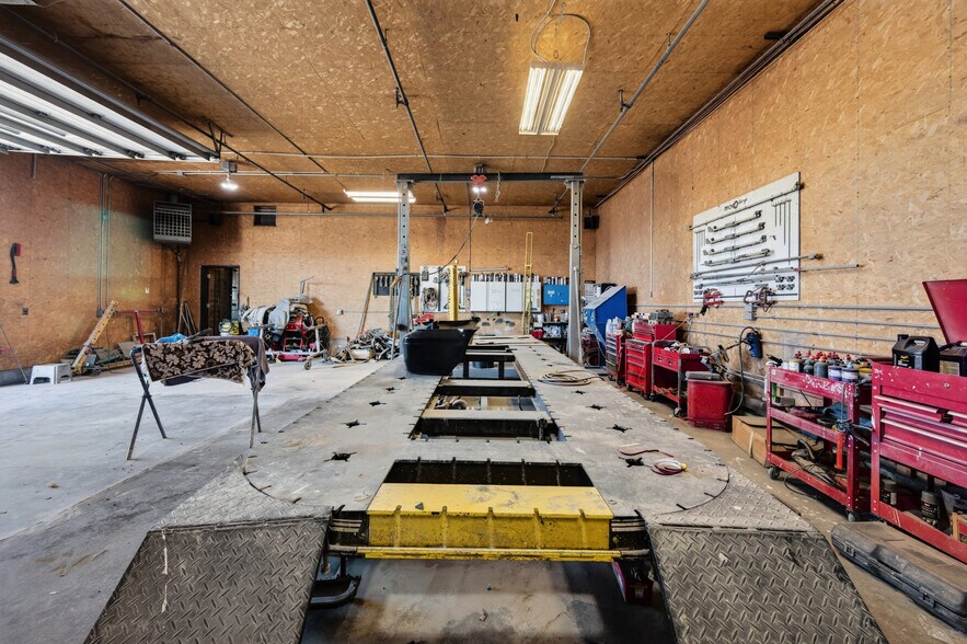 More Photos Of 601 S 10th St, Gunnison Warehouse For Sale