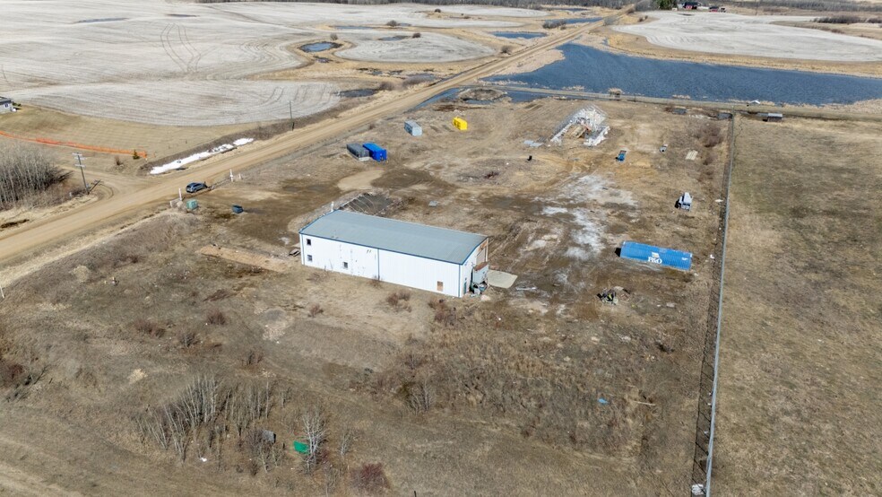 More Photos Of 51001 Range 192 rd, Tofield Industrial For Sale