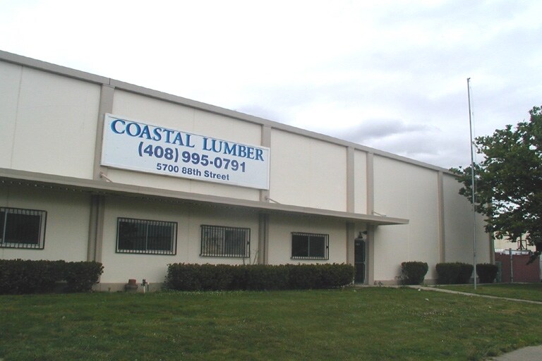 More Photos Of 5700-5750 88th St, Sacramento Warehouse For Lease