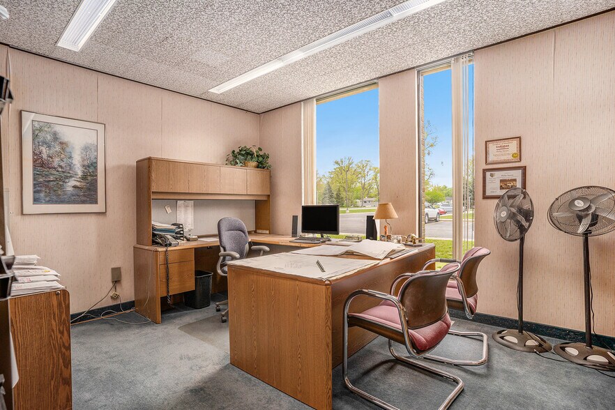 More Photos Of 392 136th Ave, Holland General Retail For Sale