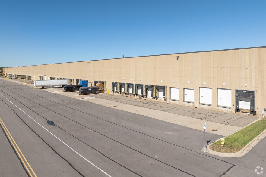 More Photos Of 20001 Brownstown Center Dr, Brownstown Unknown For Lease
