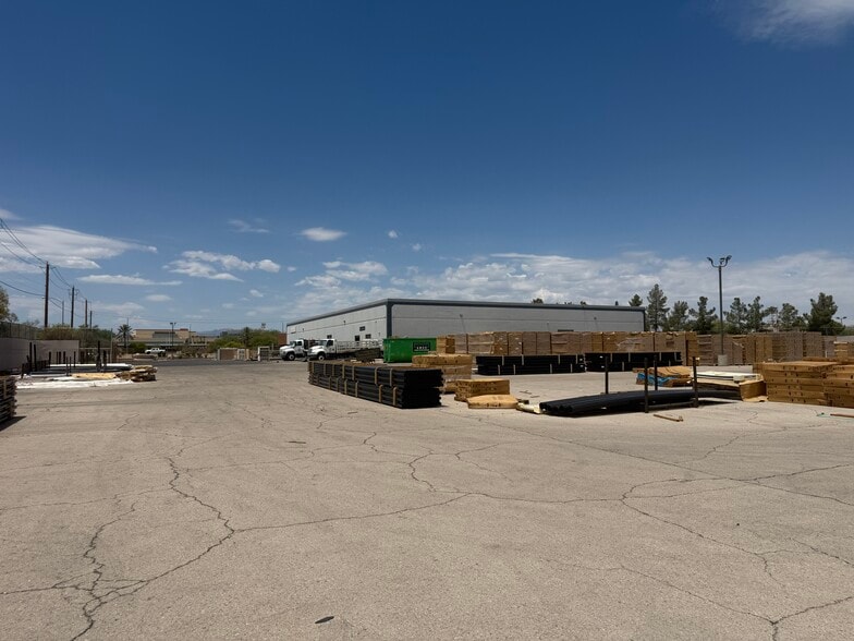 More Photos Of 6770 Bermuda Rd, Las Vegas Warehouse For Lease