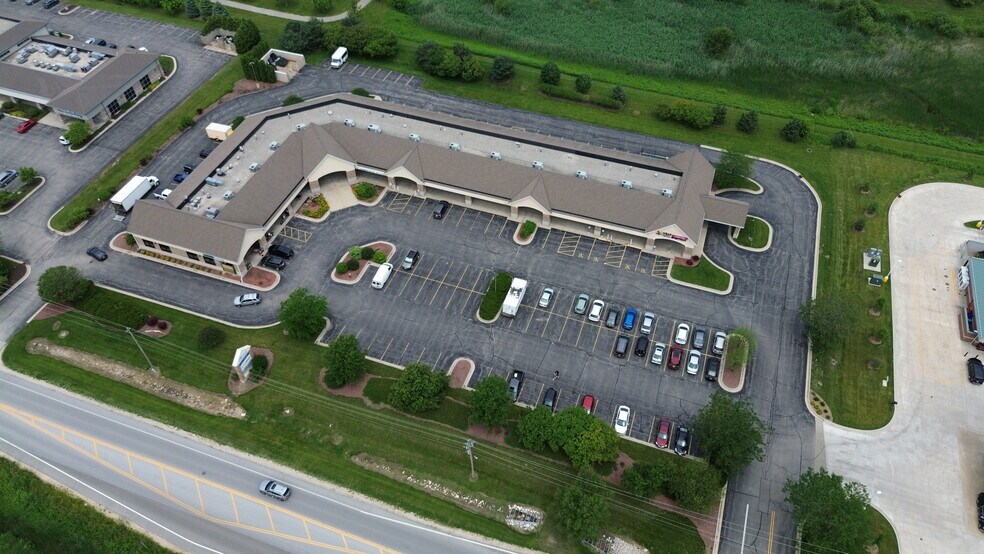More Photos Of 1102-1190 E Paradise Dr, West Bend Unknown For Lease
