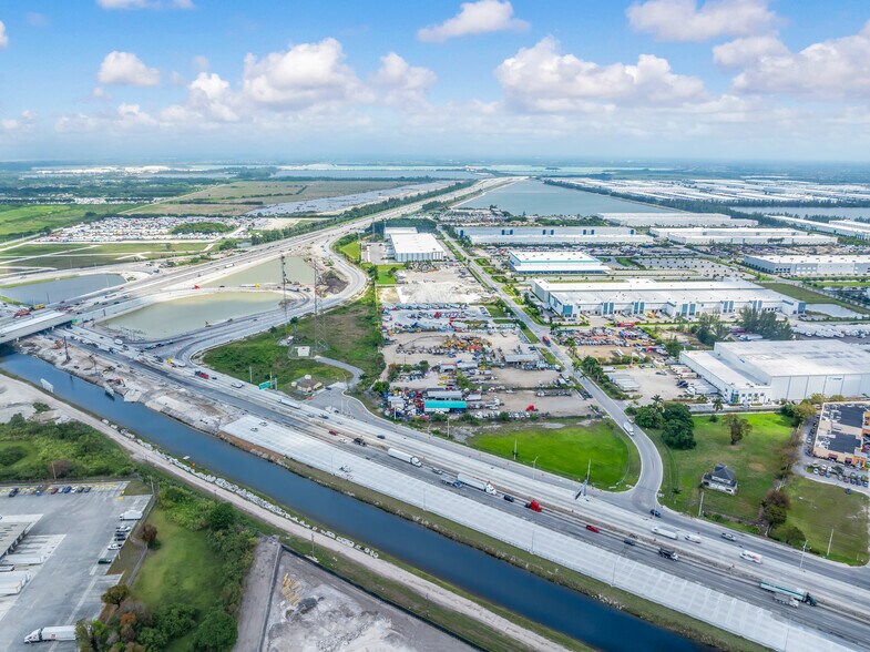 More Photos Of 13800 NW 112th ave, Hialeah Gardens Land For Sale