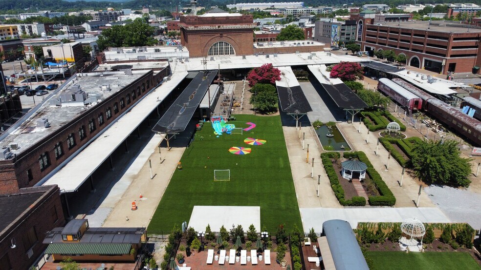 More Photos Of 1400 Market St, Chattanooga Storefront For Lease