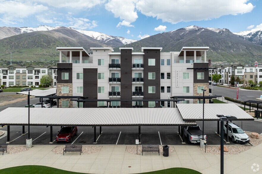 More Photos Of 507 N Broadway, Farmington Multifamily For Sale