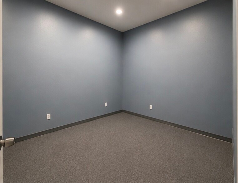 More Photos Of 20740-20750 Carrey Rd, Walnut Warehouse For Lease