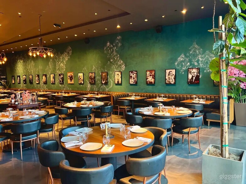 More Photos Of 184-188 N Canon Dr, Beverly Hills Restaurant For Lease