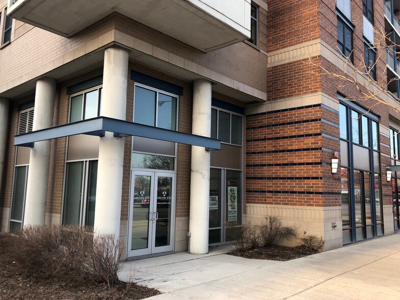 More Photos Of 511 W Division St, Chicago Apartments For Lease