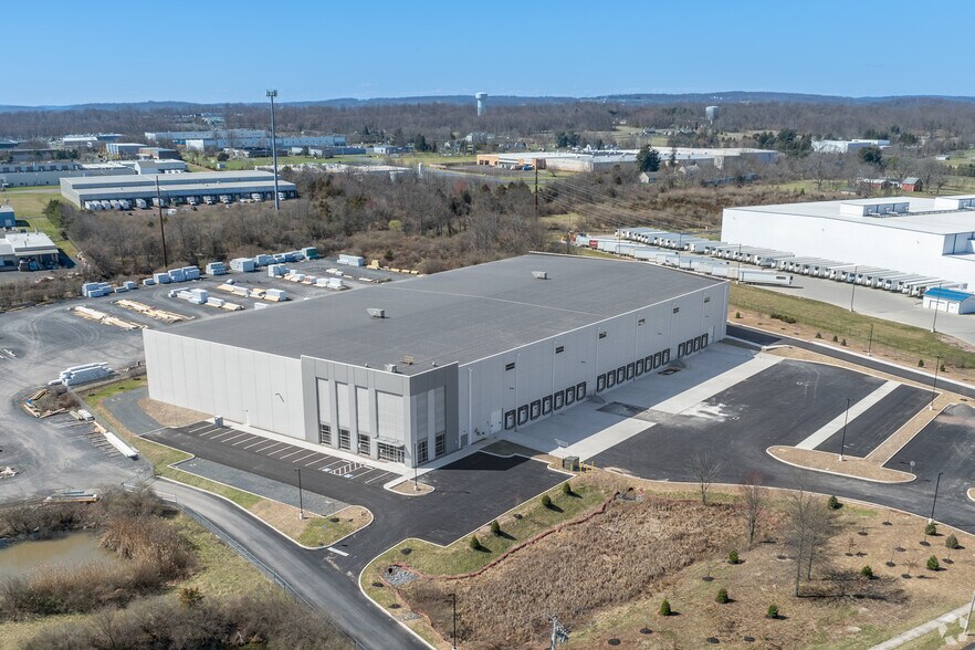 More Photos Of 1010 Heller Rd, Quakertown Warehouse For Lease