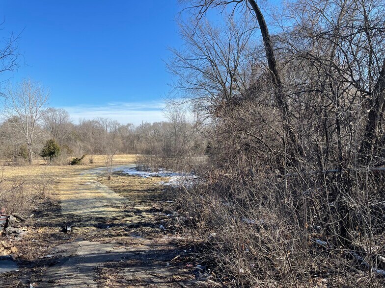 More Photos Of 100 E Indian Trail Road, Aurora Land For Sale