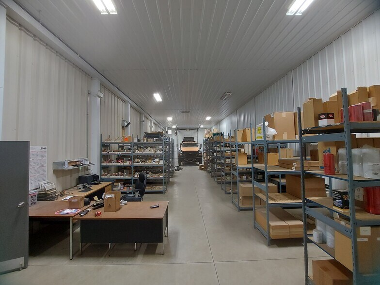 More Photos Of 27123 Hwy 597, Lacombe County Warehouse For Lease