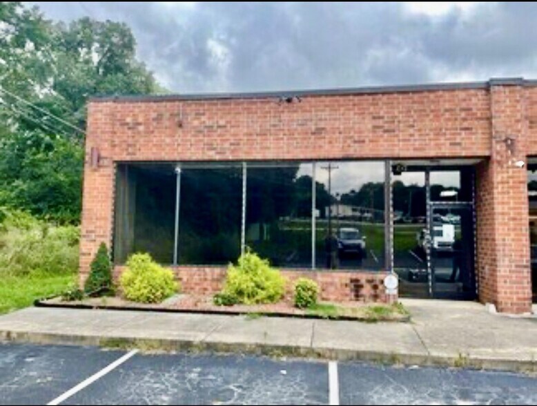Primary Photo Of 3507 S Holden Rd, Greensboro Unknown For Lease