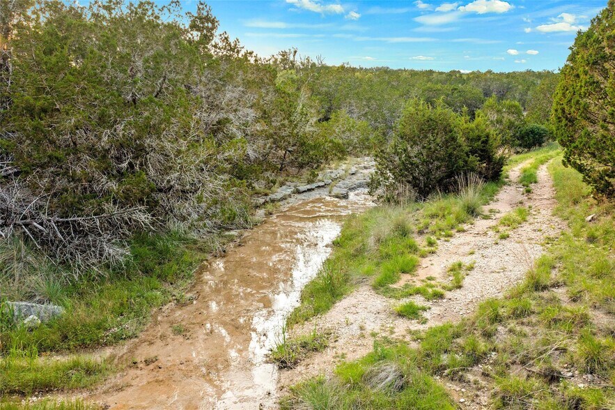 More Photos Of 900 Lost Valley Rd, Dripping Springs Land For Sale