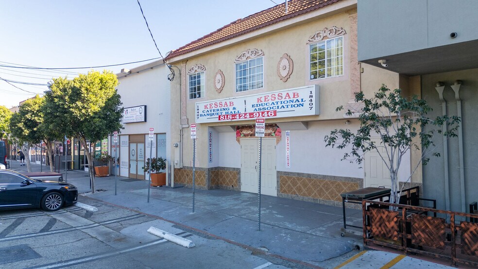 More Photos Of 18407 Sherman Way, Reseda Office For Sale