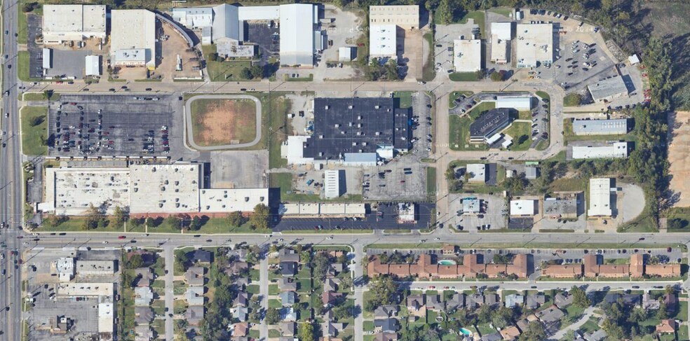 More Photos Of 1402 S 69th East Ave, Tulsa Manufacturing For Sale