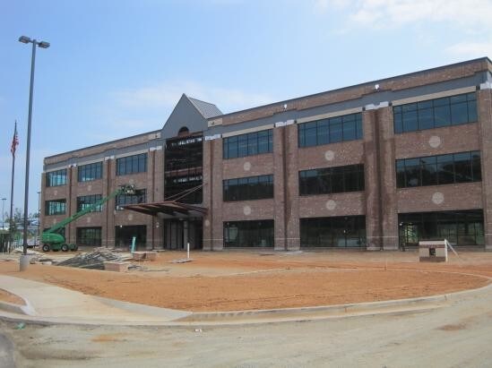 More Photos Of 1485 Jesse Jewell Pky, Gainesville Medical For Lease