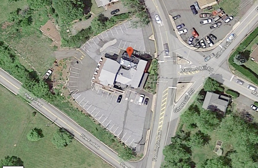 More Photos Of 1495 Farmington Ave, Pottstown General Retail For Sale