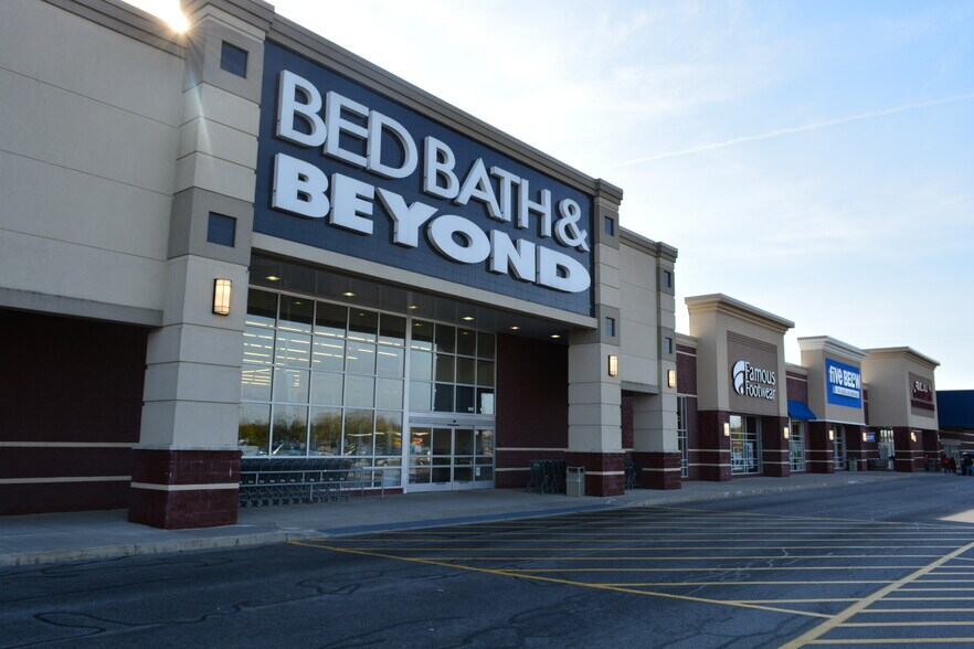 More Photos Of 4180-4214 Veterans Memorial Dr, Batavia Unknown For Lease