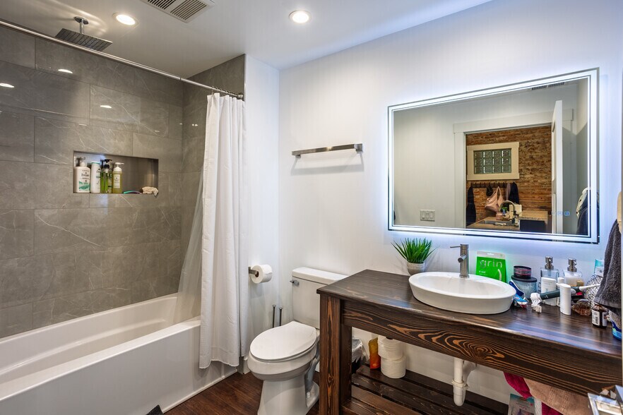 More Photos Of 1199 Central Ave, Dubuque Apartments For Sale