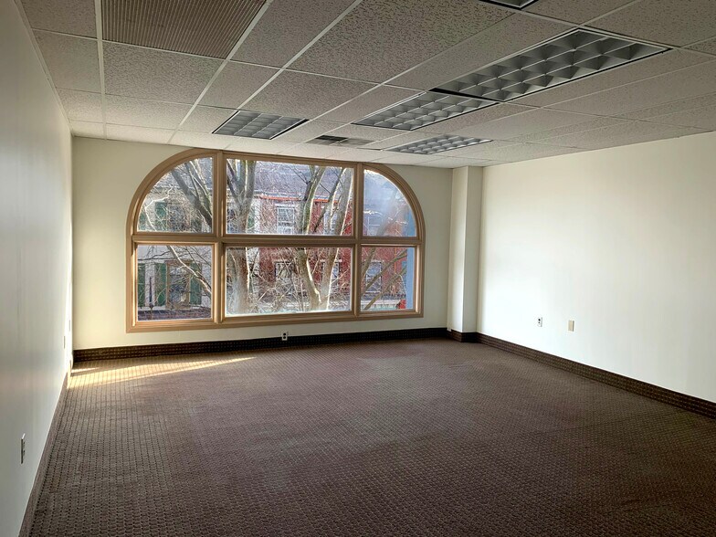 More Photos Of 117-123 W Gay St, West Chester Office For Lease
