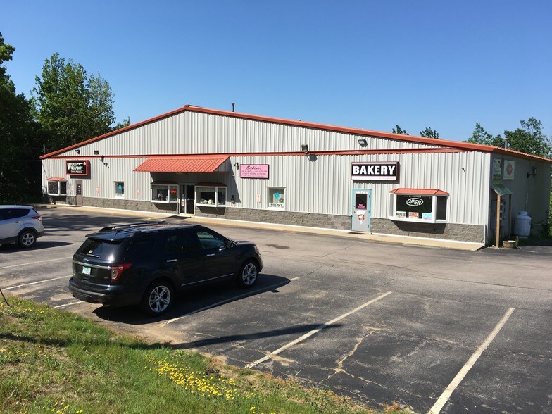 More Photos Of 114 Londonderry Tpke, Hooksett Freestanding For Lease