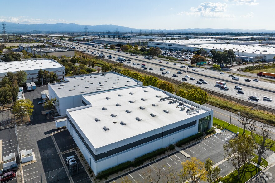 More Photos Of 1945 Burgundy Pl, Ontario Warehouse For Lease