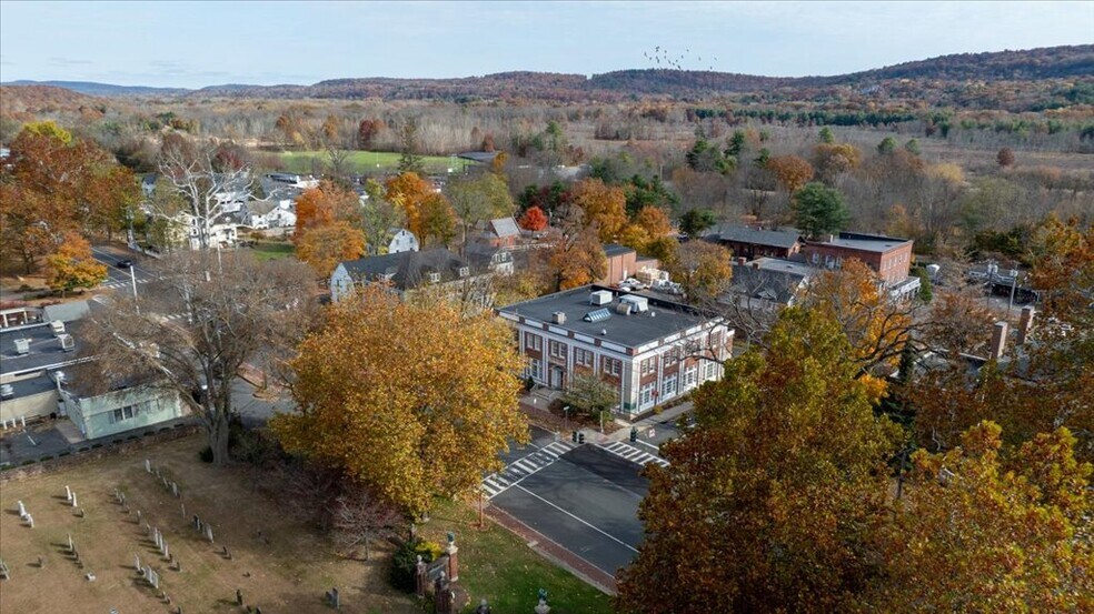 More Photos Of 760 Hopmeadow St, Simsbury Office For Sale