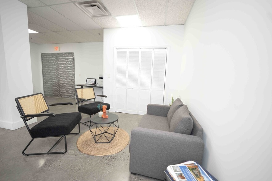 More Photos Of 8 John Walsh Blvd, Peekskill Office For Lease